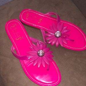 Super cute summer flip flops